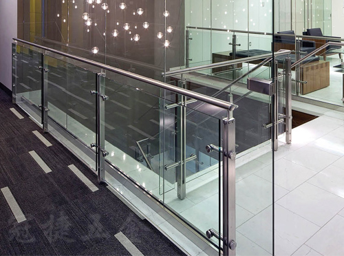 不鏽鋼工程立柱